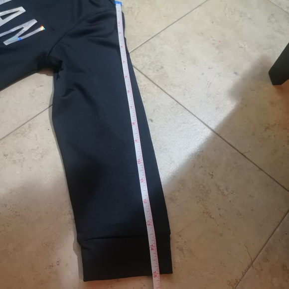 🔵 3/$30 Women's Cropped Batman Shirt - Picture 11 of 15